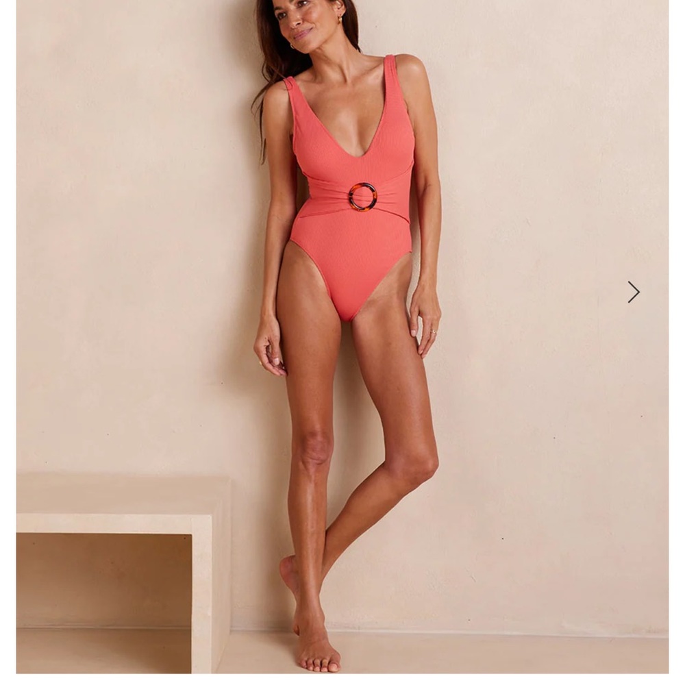 NWT Summersalt Ribbed Belted Back flip one piece.